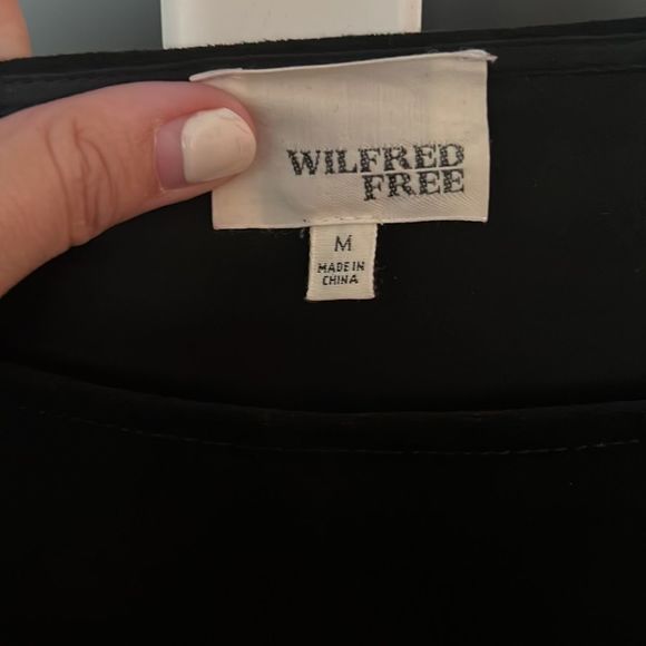 Like new aritzia Wilfred free black faux suede mini dress with pockets- medium - Picture 2 of 3